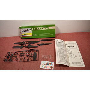 Heller Bloch 174 Model 1/72 Scale (Package Wear)